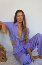 Load image into Gallery viewer, Lilikoi Lavender Button Up