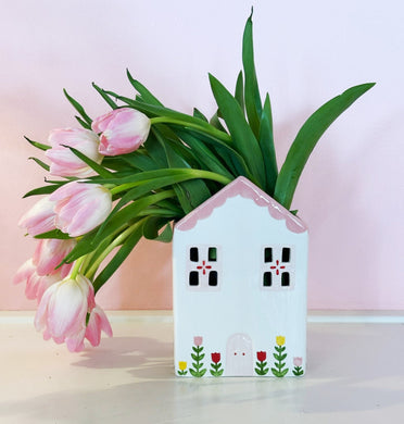 Tulip Fever Scalloped House Vase/Container