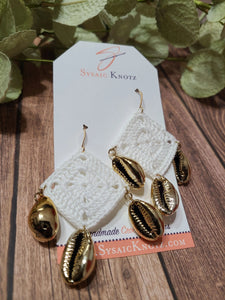 Statement Golden Cowrie Shell