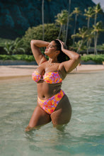 Load image into Gallery viewer, Hibiscus Isola Top